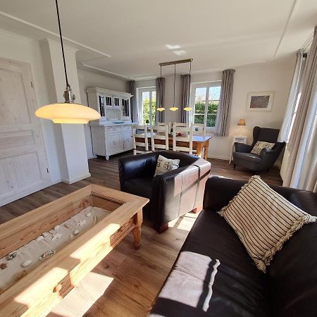 Ferienhaus Ellen, Eg Whg Utersum Dış mekan fotoğraf