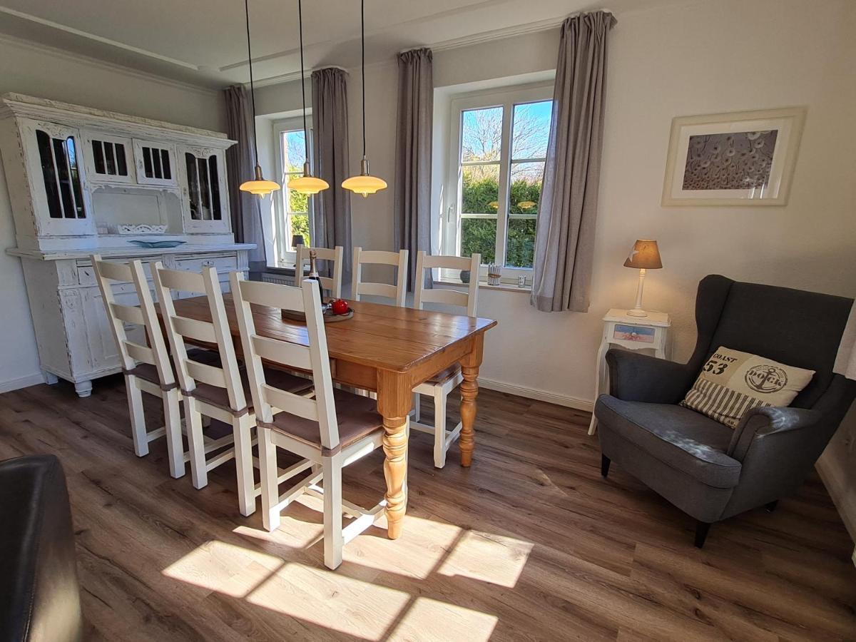 Ferienhaus Ellen, Eg Whg Utersum Dış mekan fotoğraf