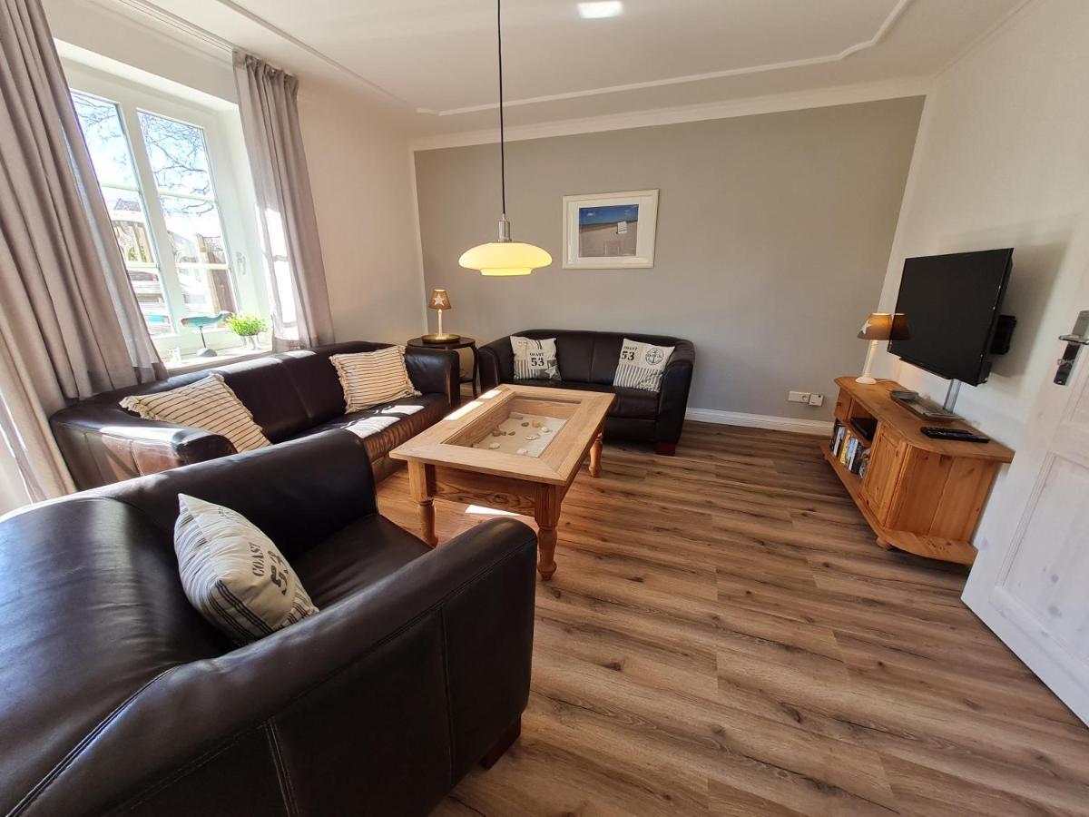 Ferienhaus Ellen, Eg Whg Utersum Dış mekan fotoğraf