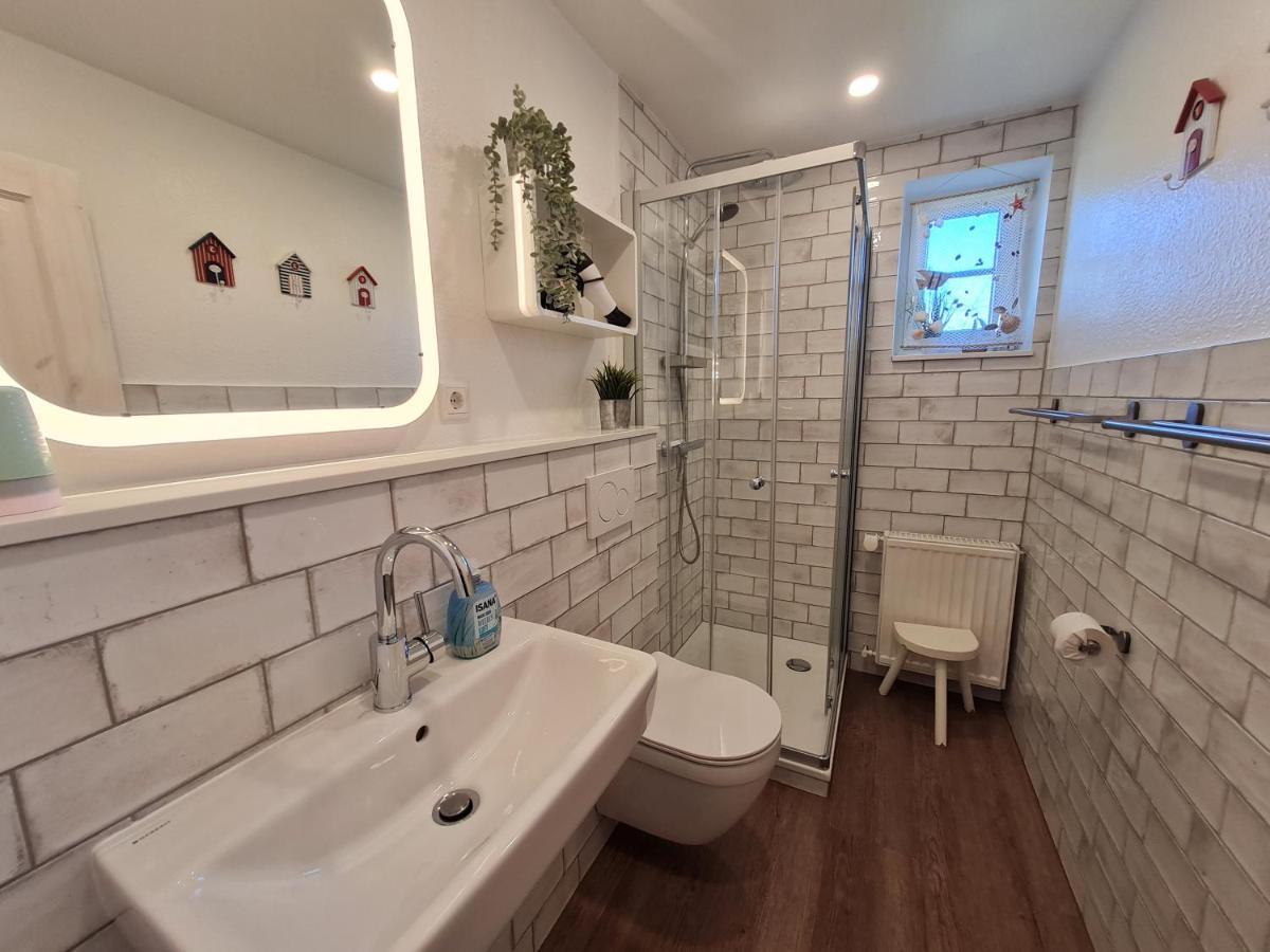 Ferienhaus Ellen, Eg Whg Utersum Dış mekan fotoğraf