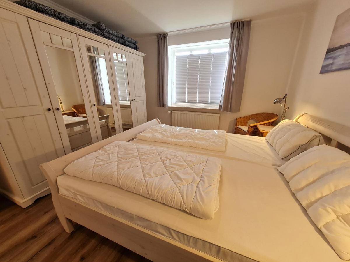 Ferienhaus Ellen, Eg Whg Utersum Dış mekan fotoğraf